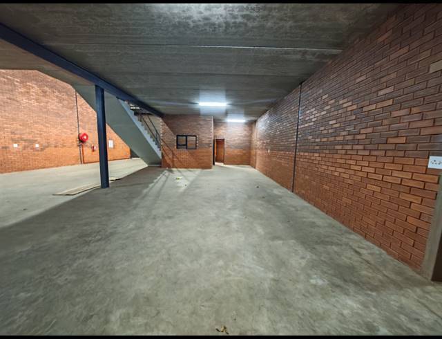 757M² WAREHOUSE TO LET IN ORMONDE